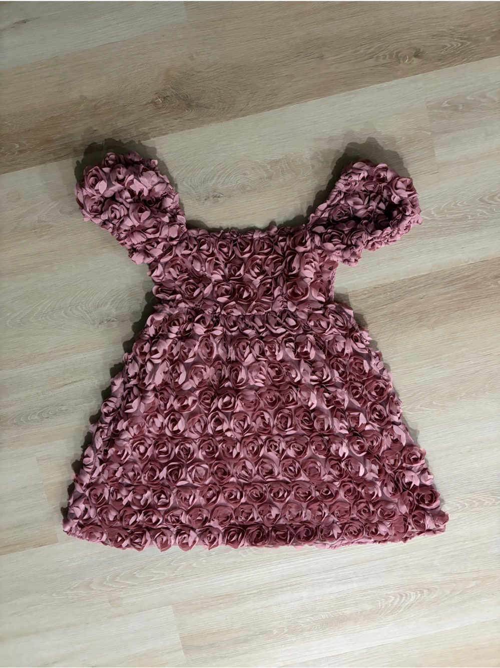 Alter’d State 3D Rose Mini Dress w/Puff Cap Sleeves (Size S)